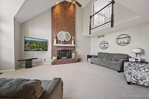 Living - 13255 Grill Dr, Plainfield, IL 60585 photo 2 of 4