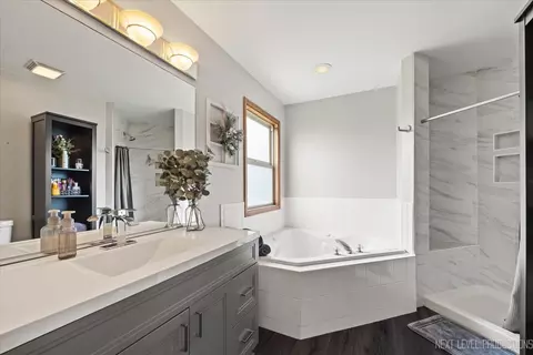 Bath - 13255 Grill Dr, Plainfield, IL 60585 photo 1 of 3
