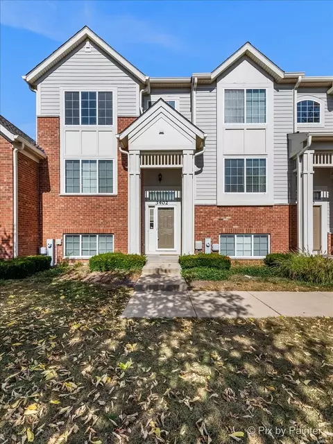 3402 Sanctuary Dr, Elgin, IL 60124