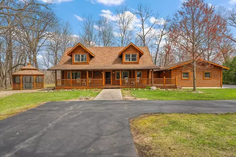 1941 N Eaglehoff Ct, Monticello, IN 47960