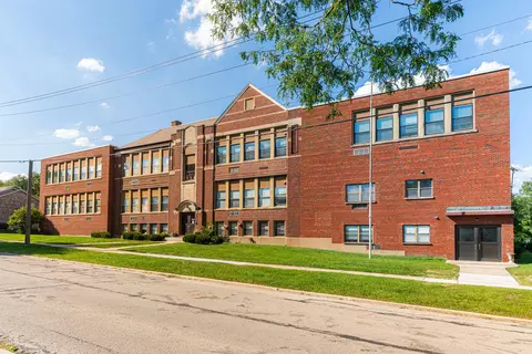 530 E Highland Ave #B-5, Villa Park, IL 60181