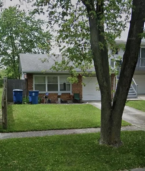 21630 Peterson Ave, Sauk Village, IL 60411