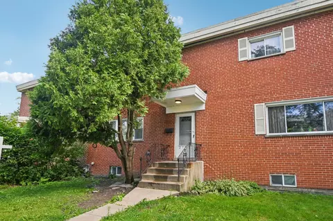 2122 Foster St, Evanston, IL 60201