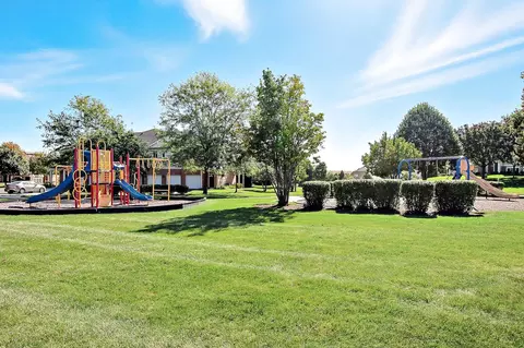 1972 Concord Dr, Mchenry, IL 60050 photo 21