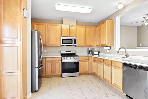 1972 Concord Dr, Mchenry, IL 60050 photo 6