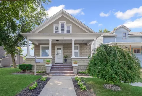 815 Oliver Ave, Aurora, IL 60506
