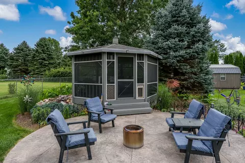 6427 Greystone, Roscoe, IL 61073 photo 35