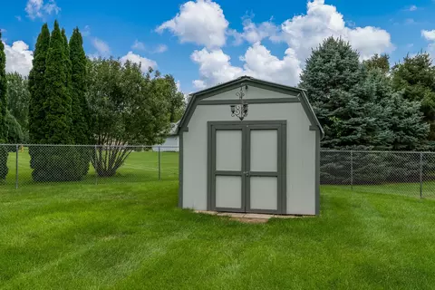 6427 Greystone, Roscoe, IL 61073 photo 42
