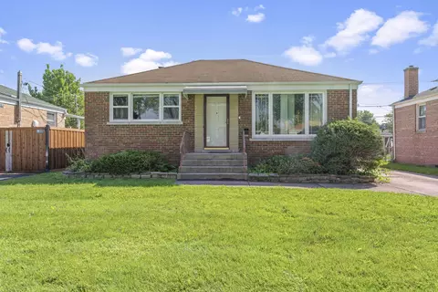 425 N Jackson Blvd, Hillside, IL 60162