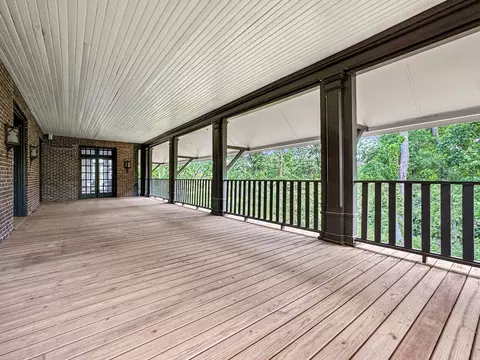 Exterior - 141 Loretto Ct, Wheaton, IL 60189 photo 3 of 7