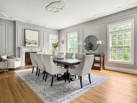 Dining - 141 Loretto Ct, Wheaton, IL 60189 photo 1 of 6