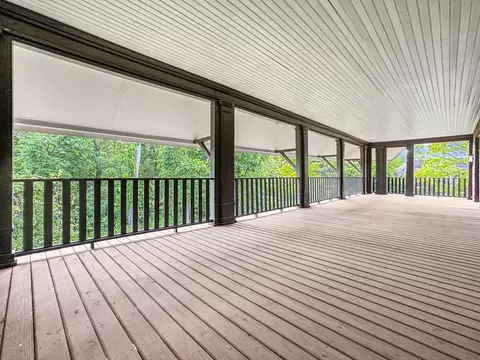 Exterior - 141 Loretto Ct, Wheaton, IL 60189 photo 2 of 7