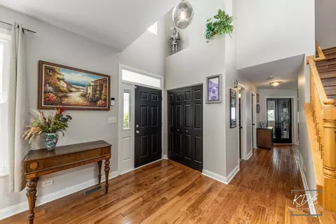 24246 W White Oak Dr, Plainfield, IL 60585 photo 6