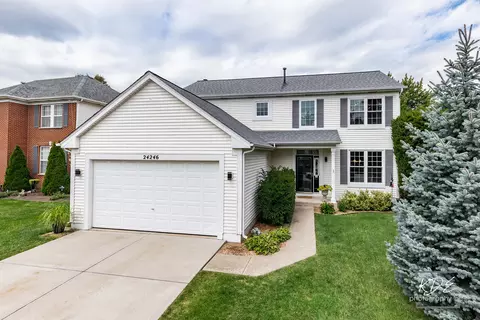 24246 W White Oak Dr, Plainfield, IL 60585