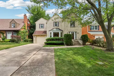 6741 N Ramona Ave, Lincolnwood, IL 60712