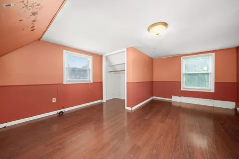 Bedroom - 515 Adams St, Elgin, IL 60123 photo 4 of 5