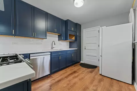 404 Virginia Pl, Wheeling, IL 60090 photo 8