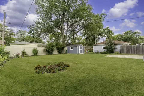 404 Virginia Pl, Wheeling, IL 60090 photo 19