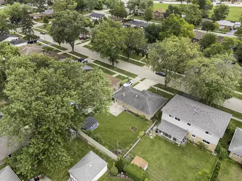 404 Virginia Pl, Wheeling, IL 60090 photo 22