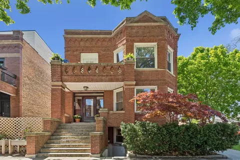 1056 N Leavitt St #2F, Chicago, IL 60622