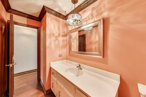 421 Creekside Ct, Willowbrook, IL 60527 photo 17