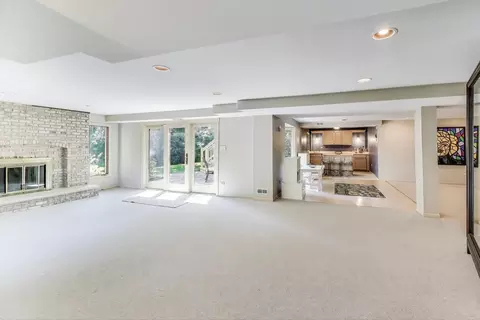 421 Creekside Ct, Willowbrook, IL 60527 photo 32