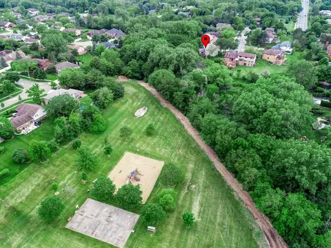 421 Creekside Ct, Willowbrook, IL 60527 photo 46