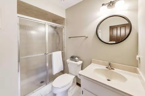 421 Creekside Ct, Willowbrook, IL 60527 photo 23