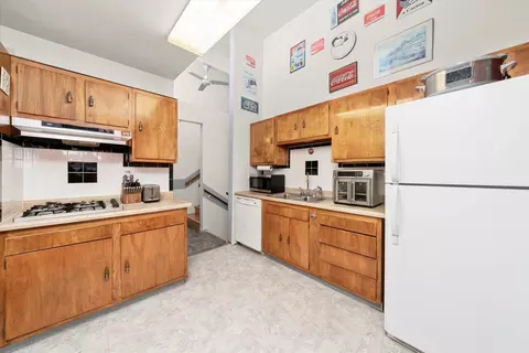 3216 Emerald Ave, Steger, IL 60475 photo 7