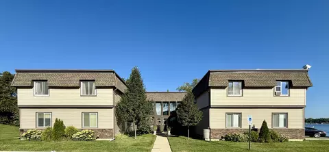 129 E Mill St #202, Wauconda, IL 60084