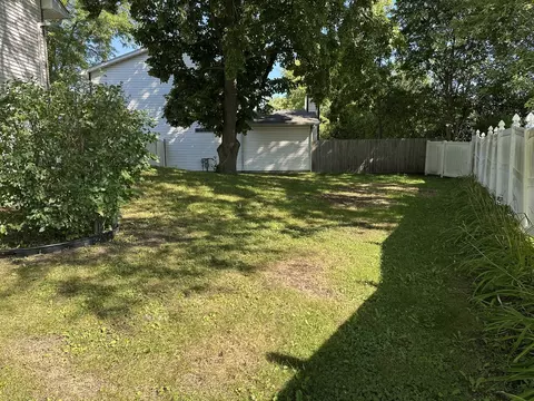 1195 Old Timber Ct, Hoffman Estates, IL 60192 photo 17