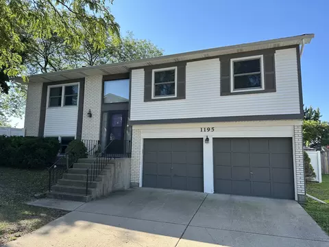 1195 Old Timber Ct, Hoffman Estates, IL 60192