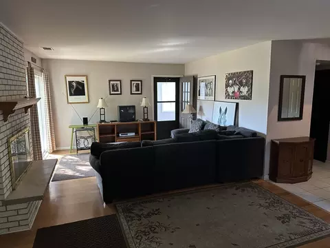 1195 Old Timber Ct, Hoffman Estates, IL 60192 photo 6