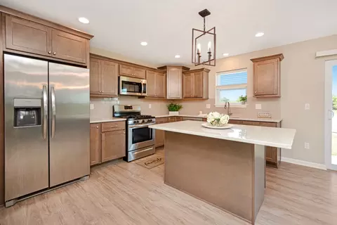 Kitchen - 1767 Bristlecone Dr, Normal, IL 61761 photo 6 of 13