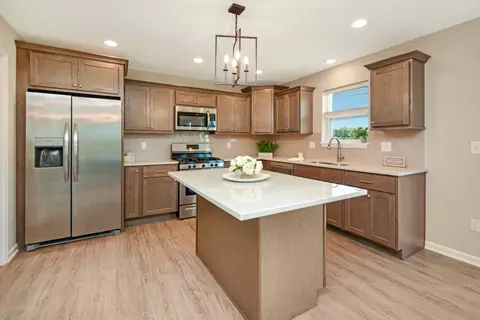 Kitchen - 1767 Bristlecone Dr, Normal, IL 61761 photo 5 of 13