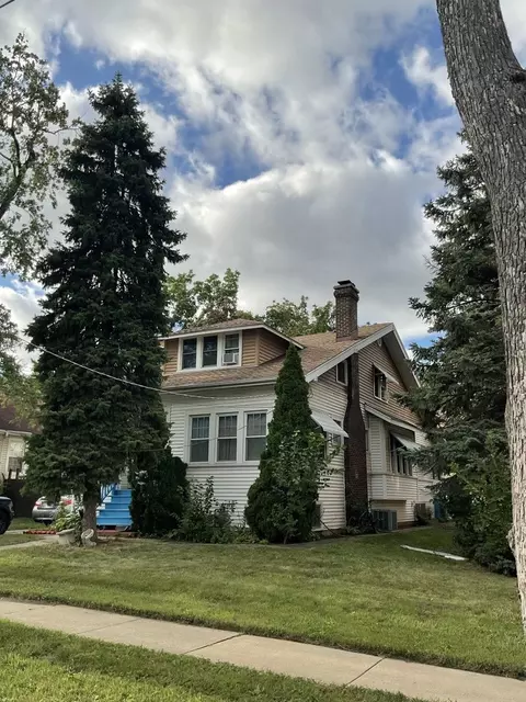 1618 Ashland Ave, Des Plaines, IL 60016