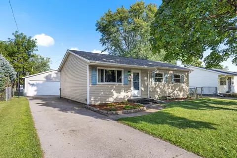 7909 Venus St, Loves Park, IL 61111