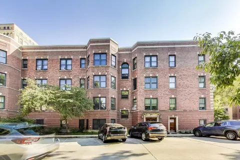 5449 S East View Park St #3, Chicago, IL 60615