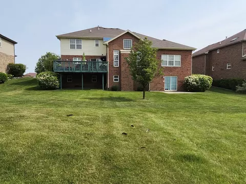 Exterior - 3106 Hermes Dr, Olympia Fields, IL 60461 photo 4 of 5