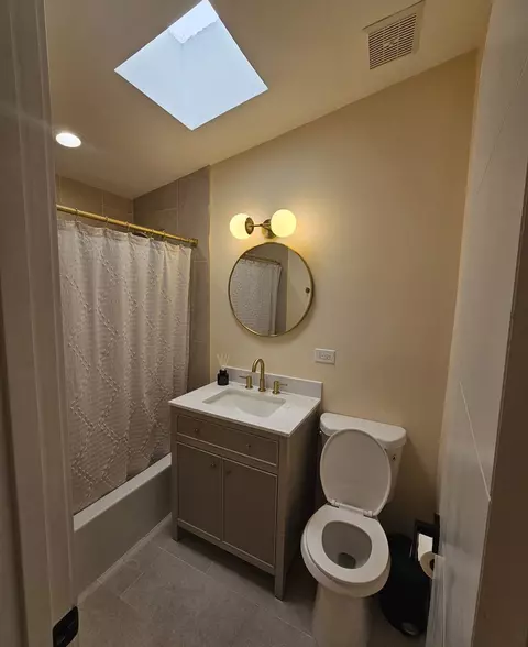 3010 Covert Rd, Glenview, IL 60025 photo 13