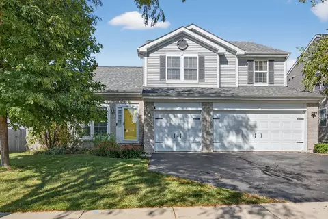 28676 W Schlesser Dr, Lakemoor, IL 60051