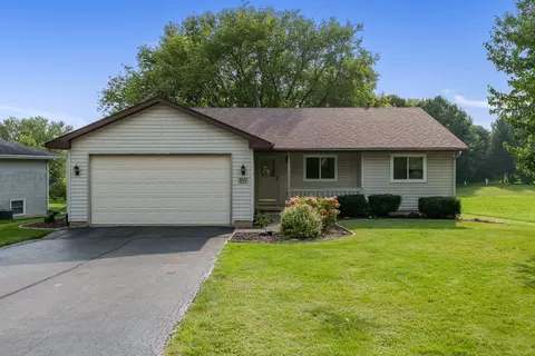 501 Bounty Dr, Poplar Grove, IL 61065