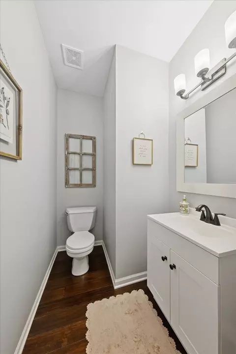 Bath - 24164 Norfolk Ln, Plainfield, IL 60585 photo 1 of 4