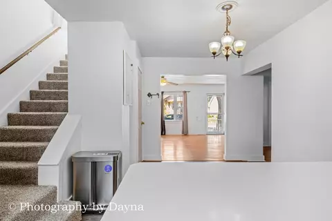 Entry Way - 1396 S 6th Ave, Kankakee, IL 60901 photo 1 of 1