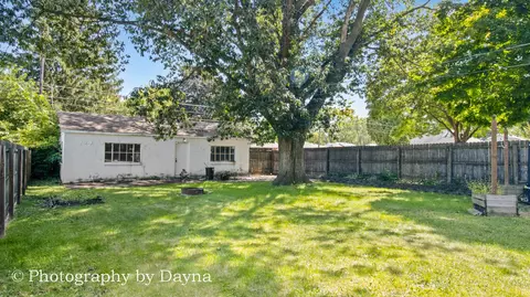 Exterior - 1396 S 6th Ave, Kankakee, IL 60901 photo 4 of 4