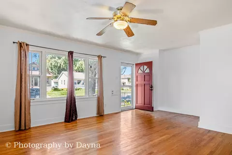 Living - 1396 S 6th Ave, Kankakee, IL 60901 photo 2 of 2