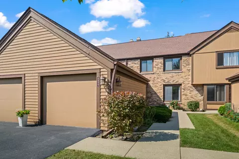 1324 Fairfax Ln, Buffalo Grove, IL 60089