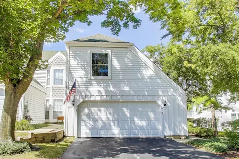 419 Hill St, Wauconda, IL 60084