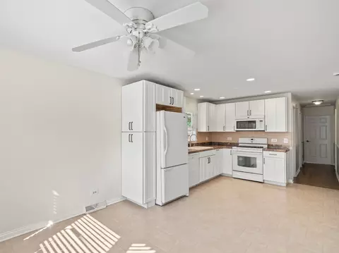 Kitchen - 780 N Adele St, Elmhurst, IL 60126 photo 3 of 3