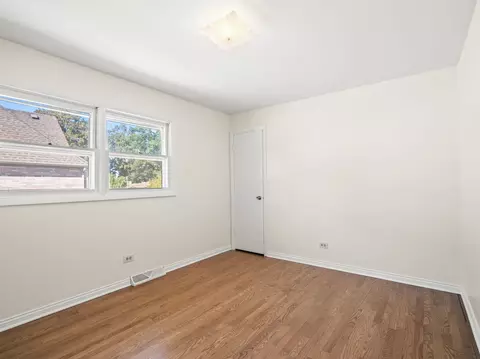 Bedroom - 780 N Adele St, Elmhurst, IL 60126 photo 1 of 2